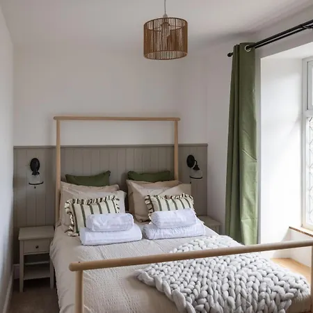 Meadow Near Skipton - Pubs & Walks On Doorstep - Pet Friendly Cononley
