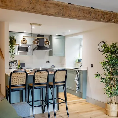 Meadow Near Skipton - Pubs & Walks On Doorstep - Pet Friendly *